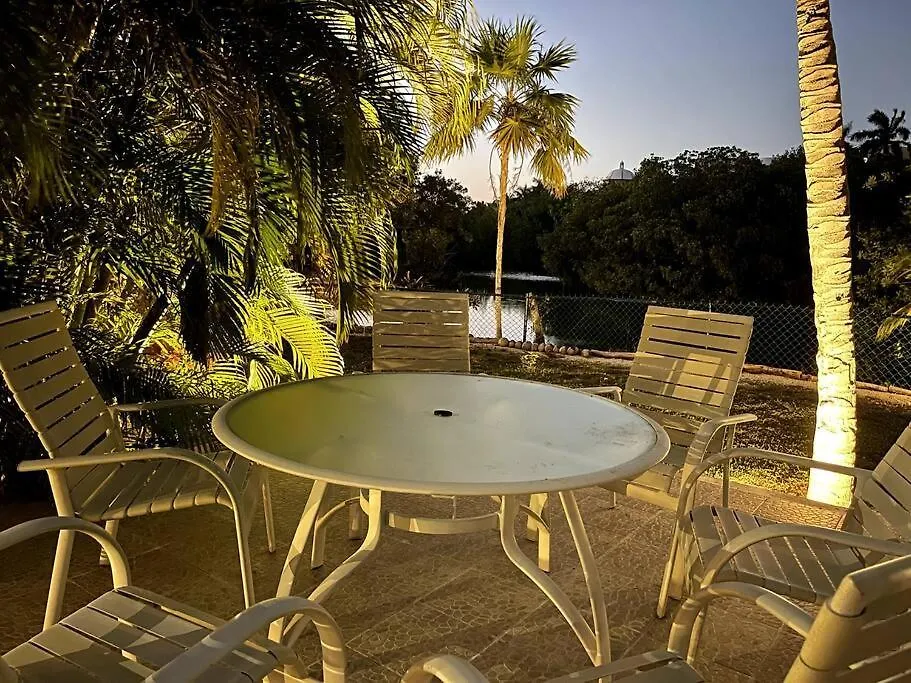 Villa Laguna Del Mar 칸쿤 0*,  멕시코