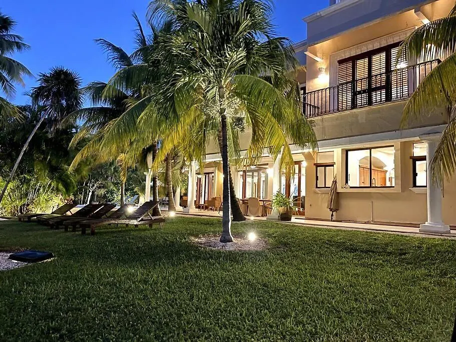 Villa Laguna Del Mar Cancun Mexico